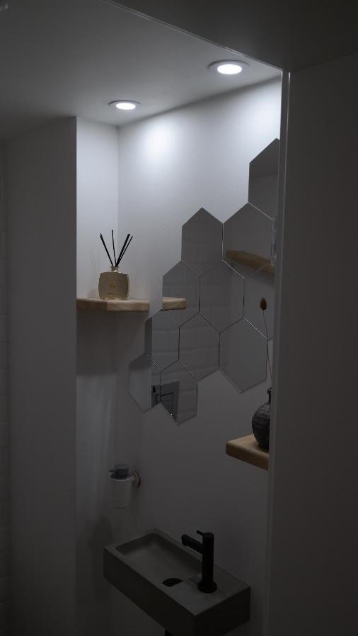 The Rooftop - A Trendy New Apartment With Airconditioning, Large Terrace & Free Parking Остенде Экстерьер фото