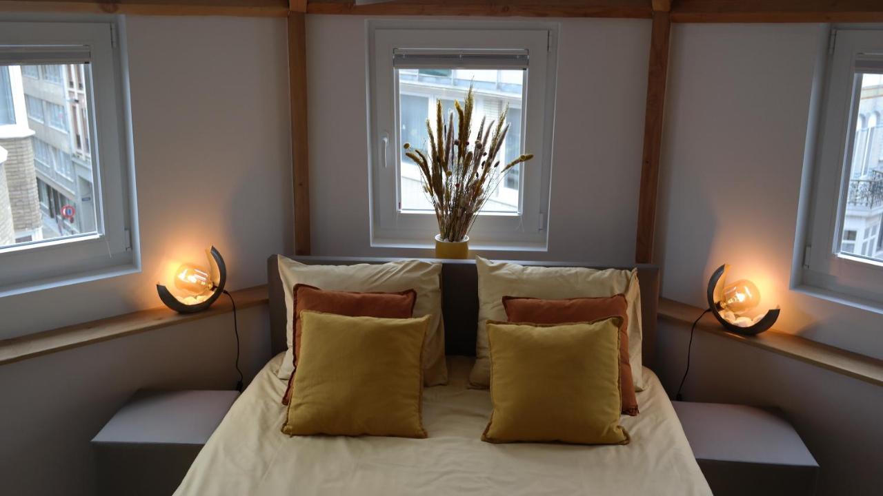 The Rooftop - A Trendy New Apartment With Airconditioning, Large Terrace & Free Parking Остенде Экстерьер фото