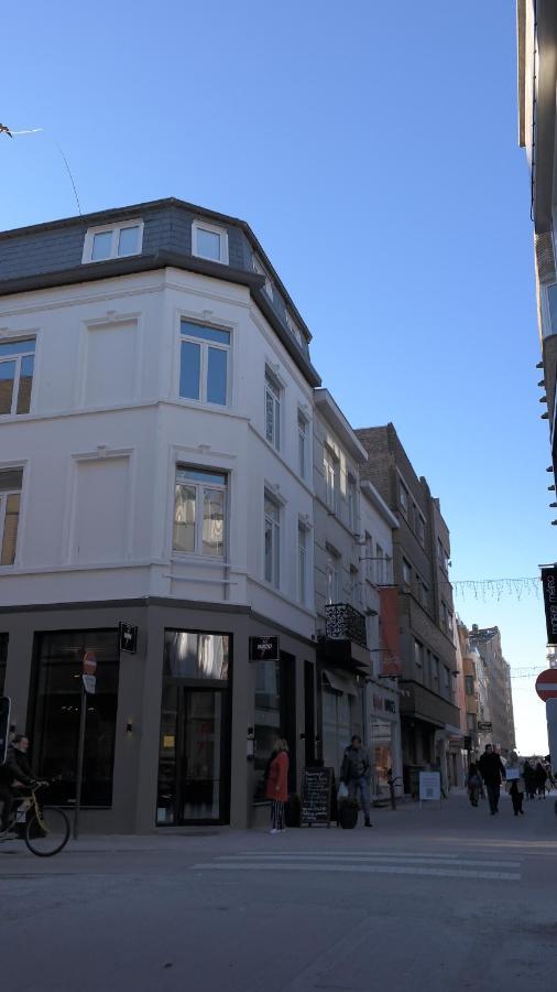 The Rooftop - A Trendy New Apartment With Airconditioning, Large Terrace & Free Parking Остенде Экстерьер фото